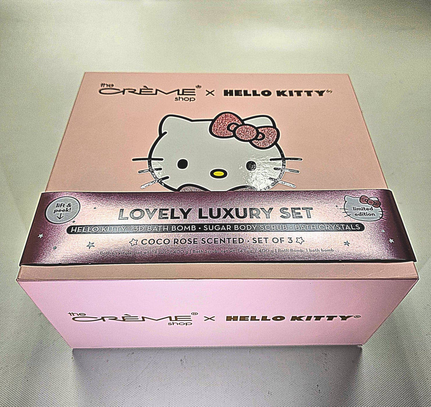 Hello Kitty Luxury Spa Gift Set with Bath Bomb & Scrub